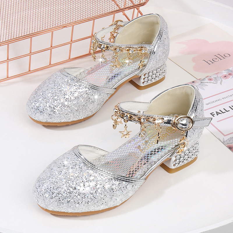 Stars Moon Ornaments Sequins Girls Mary Janes Kids Crystal Shoes Soft Bottom Catwalk Show High Heels Summer New Fashion Leather Shoes Princess Shoes 0000 ราคา  484 บาท*ส่งฟรี