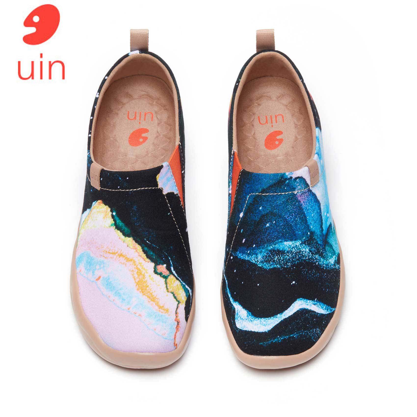 UIN Toledo I Women's Fashion Art Painted Travel Shoes Canvas Slip-On Ladies Loafers-Aurora Polaris ราคา 4,750 บาท*ส่งฟรี