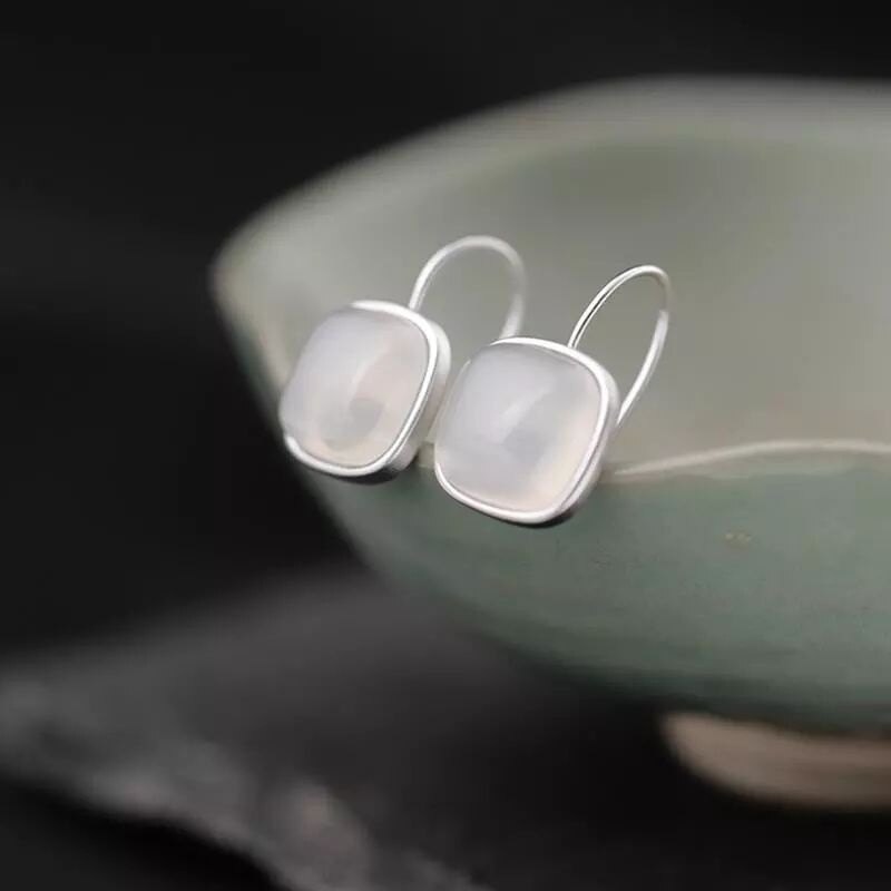 Khuyên tai kim bạc s925 khuyên tai ngọc bích bằng bạc sterling cho nữ phụ kiện đa năng thời trang retro đơn giản sang trọng nhẹ khuyên tai cặp đôi bằng bạc sterling 925 cho nữ