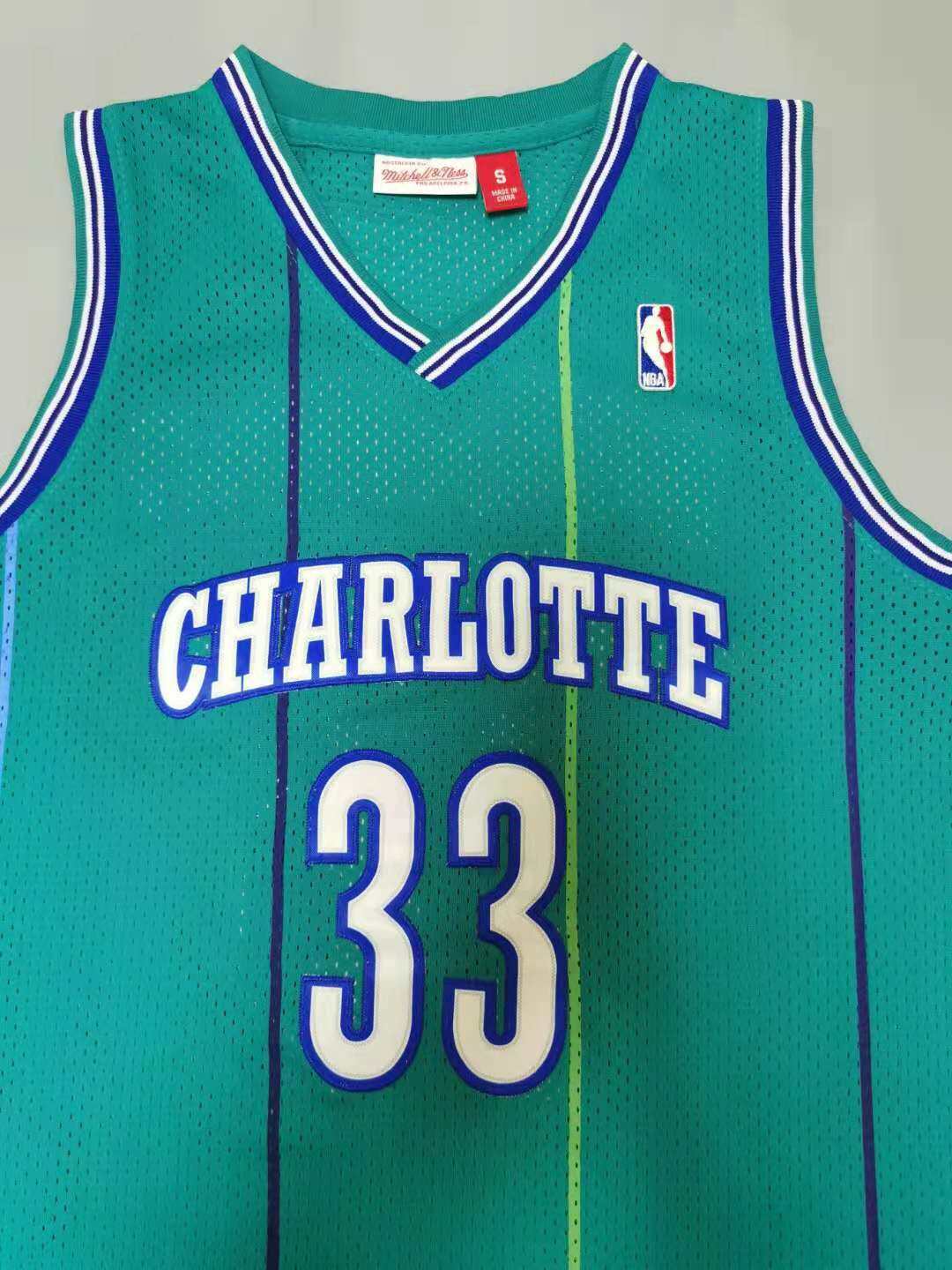 Mitchell & Ness tank top Charlotte Hornets #33 Alonzo Mourning