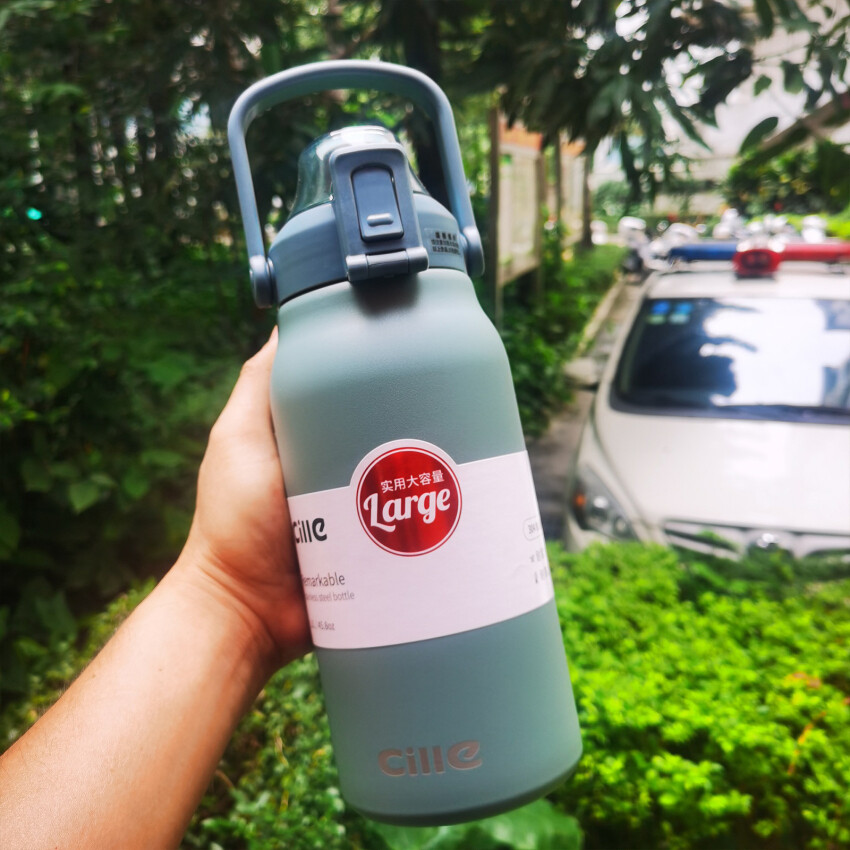 【Big Sale+High Quality】Thermos Cup Women'S High-Value Large Capacity Water Cup Net Red Sports Kettle Then Carry Straw Thermos ราคา 506 บาท*ส่งฟรี