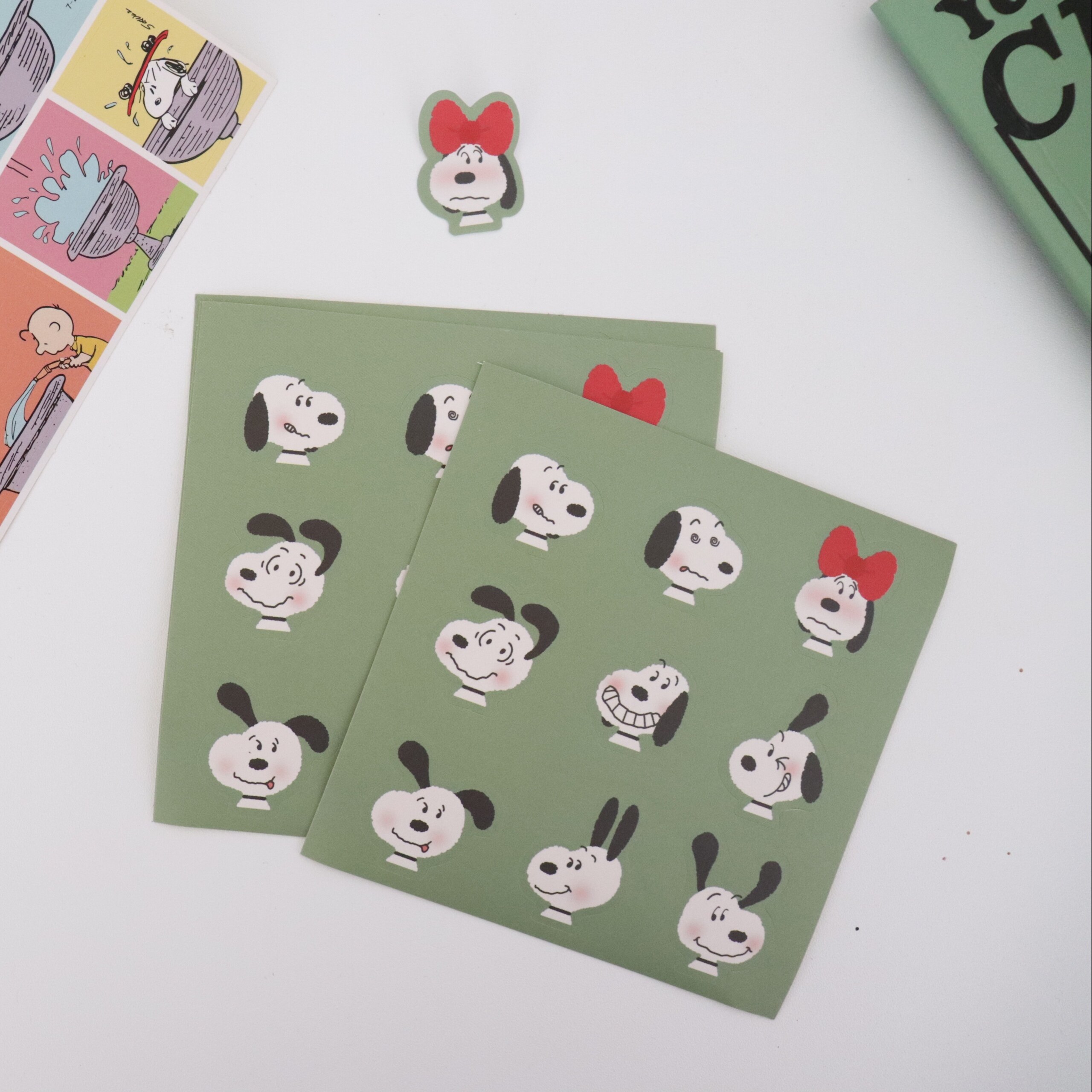 GaLiCiCi Cute Snoopy Sticker để trang trí máy tính di động.