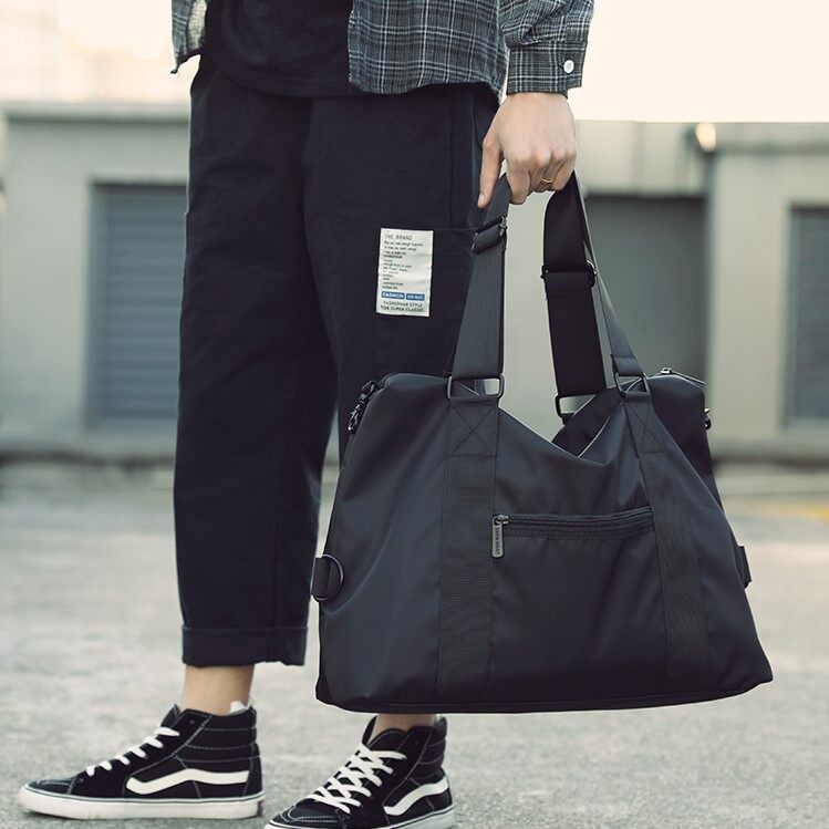 【Fast Delivery】🔥🔥🔥Túi Du Lịch Cỡ Lớn Túi Đeo Chéo Túi Đeo Vai Túi Hành Lý Túi Đeo Chéo Cho Nam Giới Nam Sinh Viên Thiếu Niên Nhập Khẩu Nylon Chống Nước Dung Tích Lớn Màu Đen Dày
