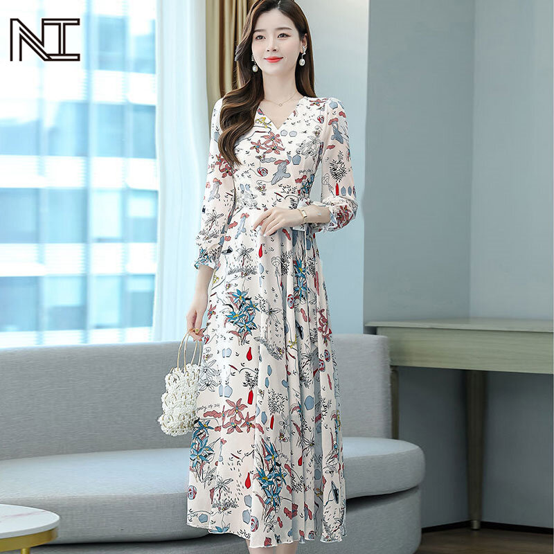 Váy ni cho nữ, váy chân váy xòe lớn chữ A trung niên cổ chữ V Tay áo loe ôm vừa hoa cho kích thước lớn