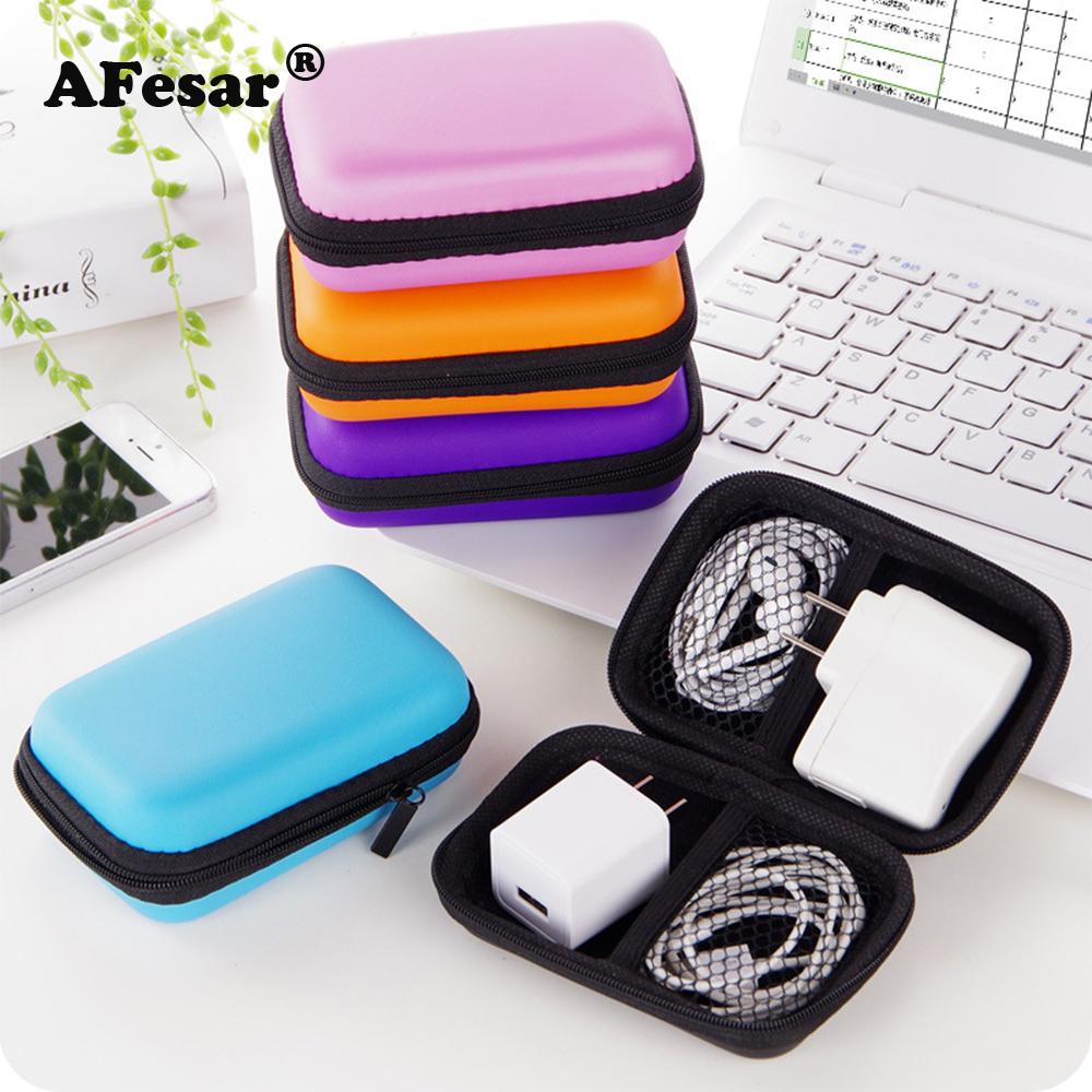 Portable Case for Headphones Case Mini Zippered Round Storage Hard Bag Headset Box for Earphone Case SD TF Cards PU Leather Earphone Storage Bag Protective USB Cable Organizer ราคา 41 บาท*ส่งฟรี