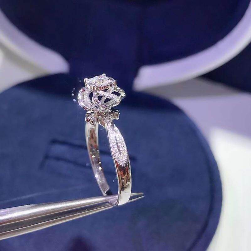 Nhẫn kim cương giả bạc 925 kiểu dáng tinh tế hình dáng hoa hồng tự nhiên đính đá Sapphire nhẫn màu trắng có thể dùng để tặng sinh nhật cầu hôn hoặc làm nhẫn cưới cho cô dâu nhẫn đính hôn trang sức thời trang dành cho phái nữ kích thước vòng ngón t