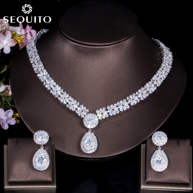 SEQUITO Dubai Bộ Trang Sức Sang Trọng Cho Nữ Đám Cưới 18K Mạ Vàng Trắng AAA + CZ Dài Giọt Nước Vòng Cổ Bộ Bông Tai Cho Phụ Kiện Cô Dâu SJ101
