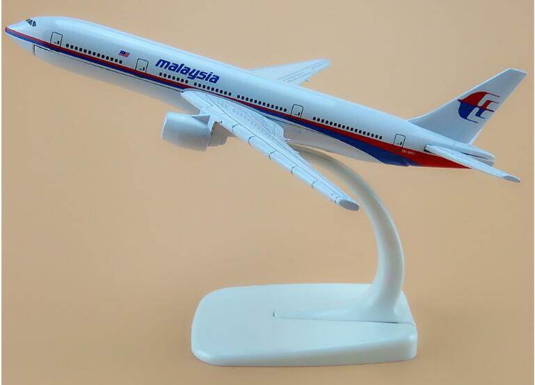 Mô hình máy bay boeing 777 malaysia máy bay mh-370 mô phỏng kim loại mô hình máy bay mô hình máy bay quà tặng giáng sinh đồ chơi trẻ em