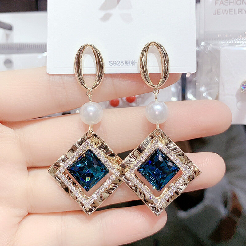 Bông Tai Dài Hình Thoi Ngọc Trai Đỏ XYP, Bông Tai Pha Lê Nữ Đính Kim Cương Cao Cấp Mới