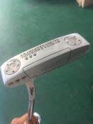 Golf club titleist scottyCameronnewport2.5 putter