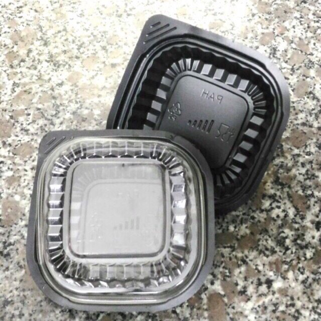 100 hộp nhựa đế đen ht12