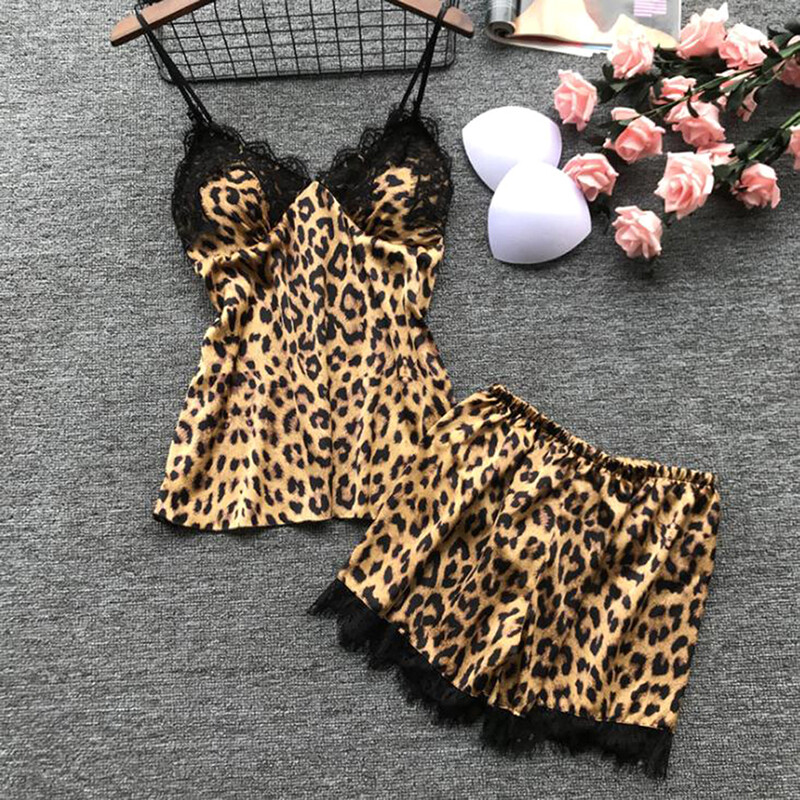 Women Sexy Hot V-neck Leopard Print Lace Pajamas Sleepwear Silk Tops + Shorts ราคา 155 บาท*ส่งฟรี