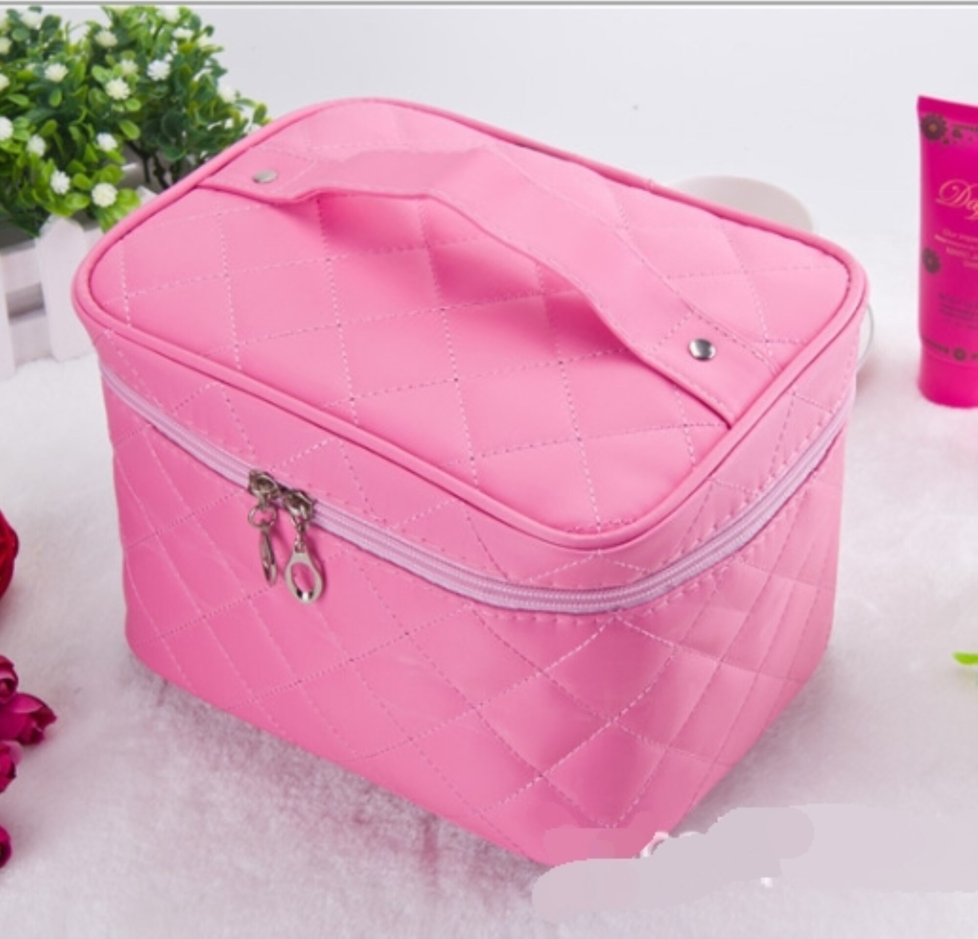 {traveler} Cosmetic Box New Quilted Professional Cosmetic Bag Women 39;s Large Capacity Storage Handbag Travel Toiletry Makeup Bag sac