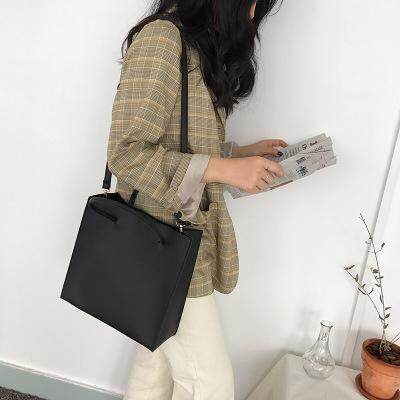 Women Korean Trend Retro Chic Shoulder Sling and Tote Bag