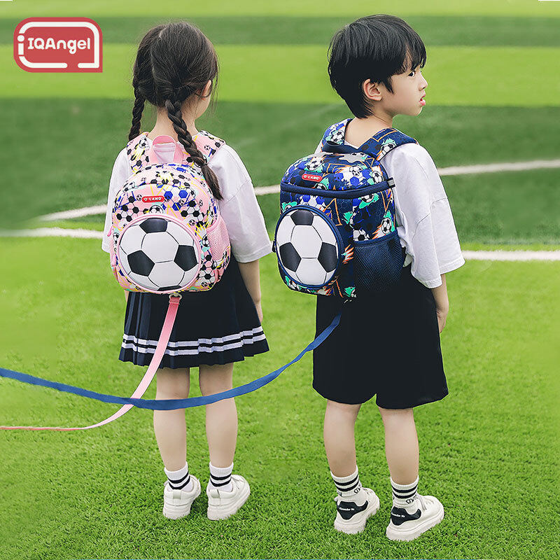 IQANGEL Sinh Viên/Mẫu Giáo Ba Lô Boys Và Girls 'Gánh Nặng-Giảm Cặp Đi Học Cho Học Sinh Tiểu Học Trong Lớp 1-6 Chàng Trai & Cô Gái Bóng Đá Hình Công Suất Lớn Ba Lô