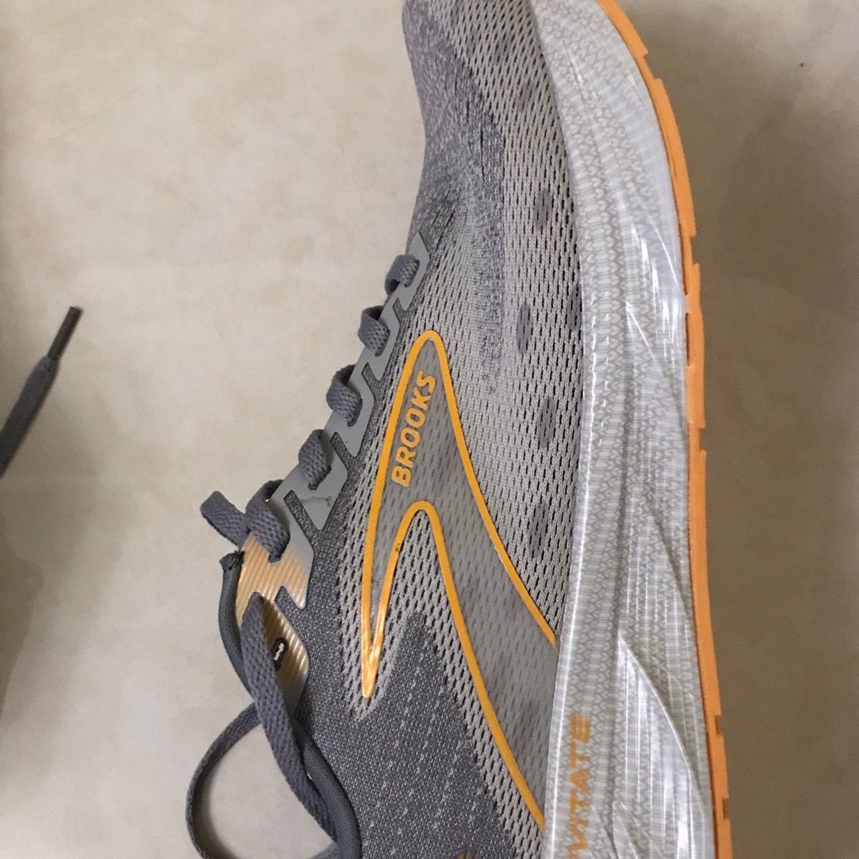 legit new Ori 100% Brooks Men Brooks Floating Energy 6 Marathon Running Shoes Shock Absorbing Breathable Sneakers Men ราคา 6,420 บาท*ส่งฟรี