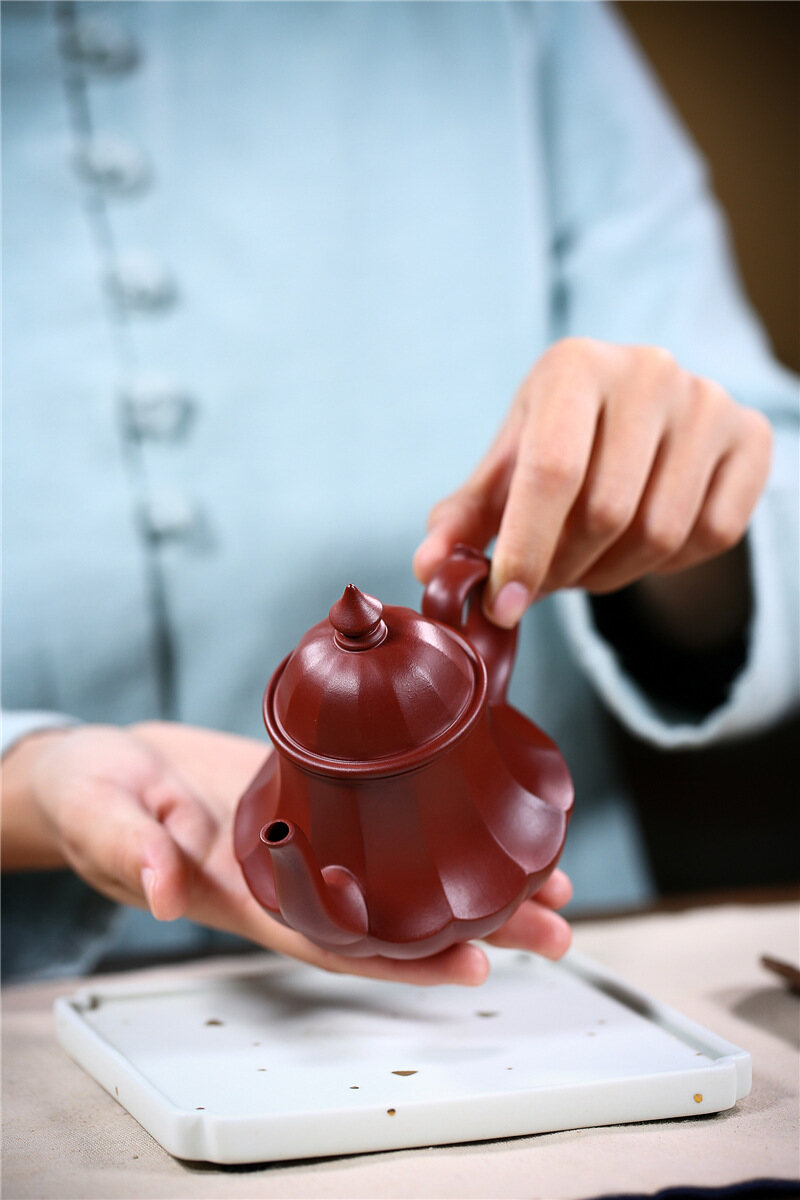 Ấm Trà Đất Sét Nghi Hưng Zi 200Ml Ấm Trà Gốm Tráng Men Màu Đỏ Sẫm Đèn Hoa Sen Nồi Đất Sét Tách Trà KungFu Trung Quốc Dụng Cụ Pha Trà Bộ Trà, 紫砂壺 FCH302