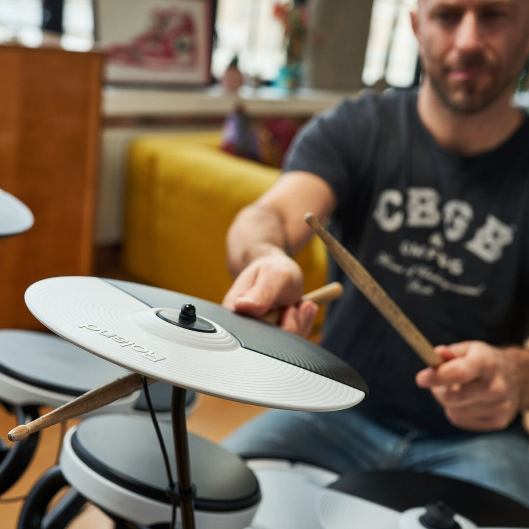 Roland TD-02KV V-Drums Electronic Drum Set with Drum Accessories ...