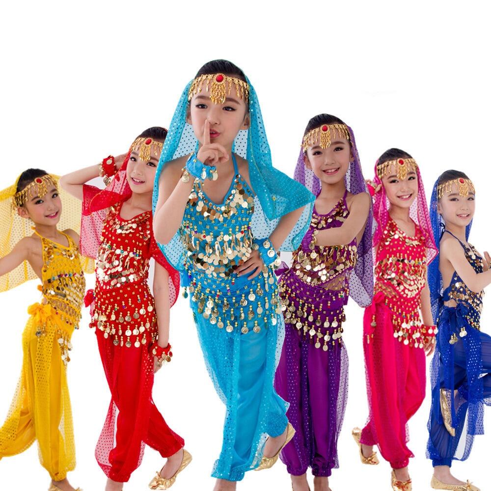 Thuỳ Tiên diện trang phục truyền thống của Ấn Độ  Báo Phụ Nữ Việt Nam