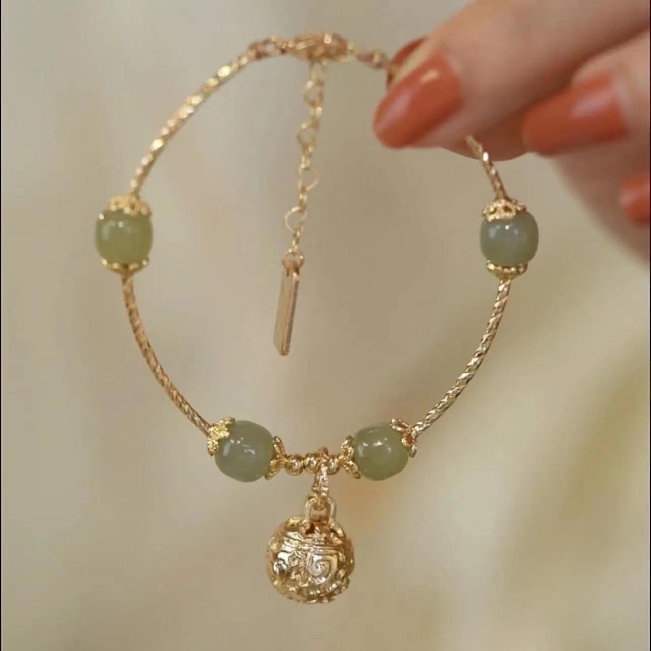 Vòng tay ngọc bích hetian cho nữ, trang sức chuông quà cưới phong cách dân tộc thanh lịch đơn giản, vòng tay hợp kim phong cách trung quốc