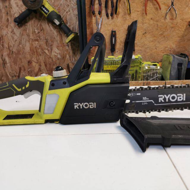 Thân cưa xích pin ryobi 18v ocs 1825 chưa bao gồm pin sạc