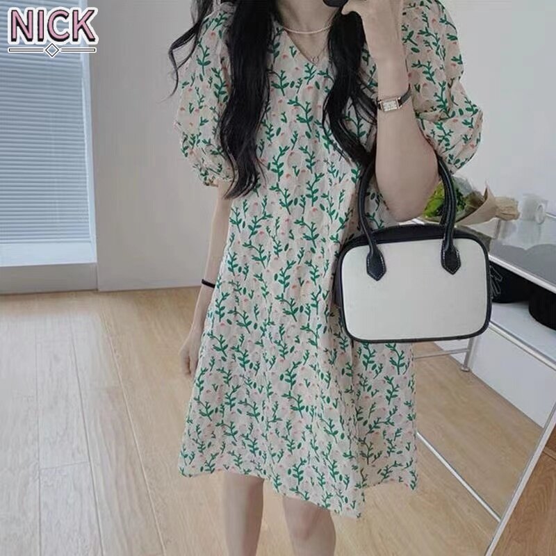 Nick đầm cho nữ đầm rộng và thoải mái
