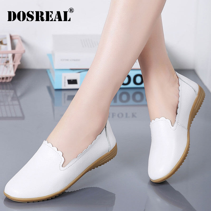 DOSREAL Leather Flat Shoes Women Korean Style Women White Shoes Flats Soft Sole Loafers For Women Shoes Ladies Boat Shoes Big Size 41 ราคา 346 บาท*ส่งฟรี