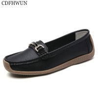 CDFHWUN Loafers for Women Large Size 35-44 Flat Shoes Versatile Casual Shoes Moms Shoes Breathable Loafers Slip-on Womens Shoes