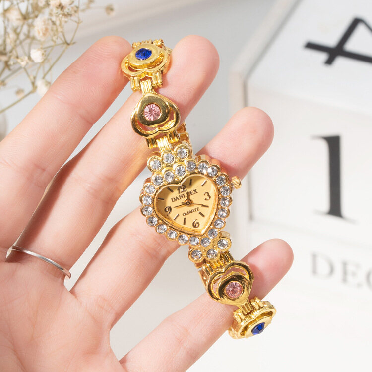 Đồng hồ trái tim nữ kim cương đồng hồ vàng đồng hồ đeo tay nữ đồng hồ đeo tay nữ kim cương giả thương hiệu sang trọng đồng hồ đeo tay nữ đồng hồ đeo tay lãng mạn làm quà tặng