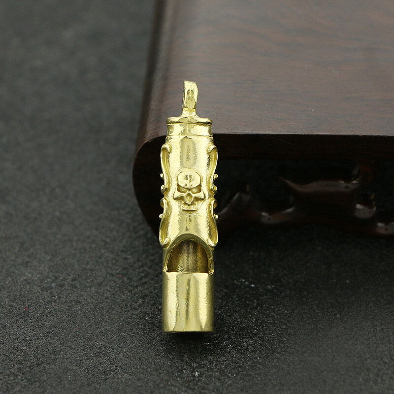Skull brass đồ treo móc khóa cổ điển sáng tạo handmade đồng nguyên chất còi mặt dây đồng thau còi móc gắn chìa khóa xe ô tô phụ kiện đồ treo móc khóa