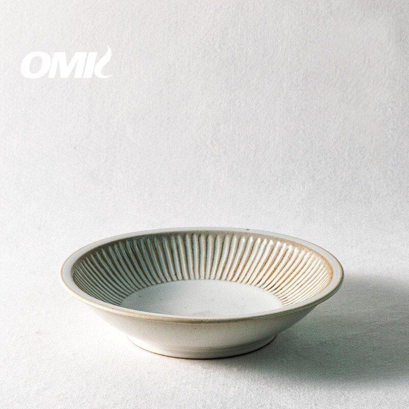 OMK Vintage style rough pottery craft 8 inch dinner plates ceramic tableware salad bowl ราคา 501 บาท*ส่งฟรี