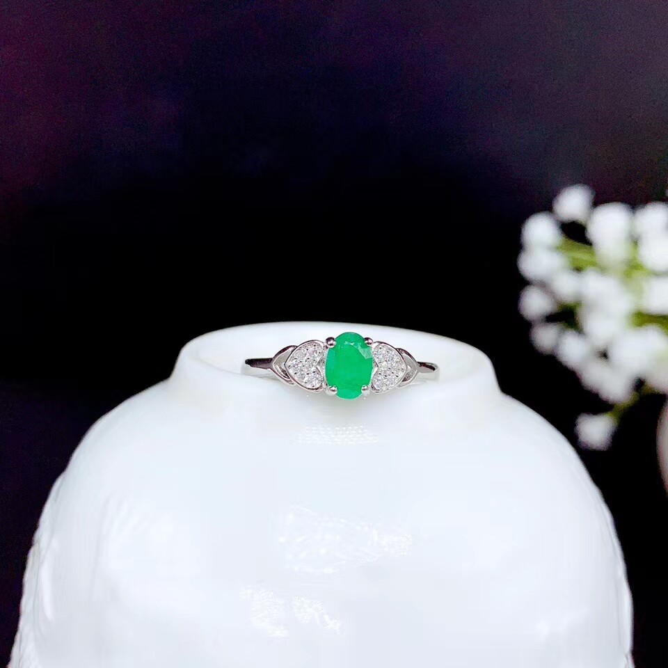 Nhẫn đá quý ngọc lục bảo xanh tự nhiên mới dành cho nữ, trang sức nhẫn đính hôn đá quý tự nhiên kích thước 4x6mm bạc thật 925 món quà tốt hoa đá sinh
