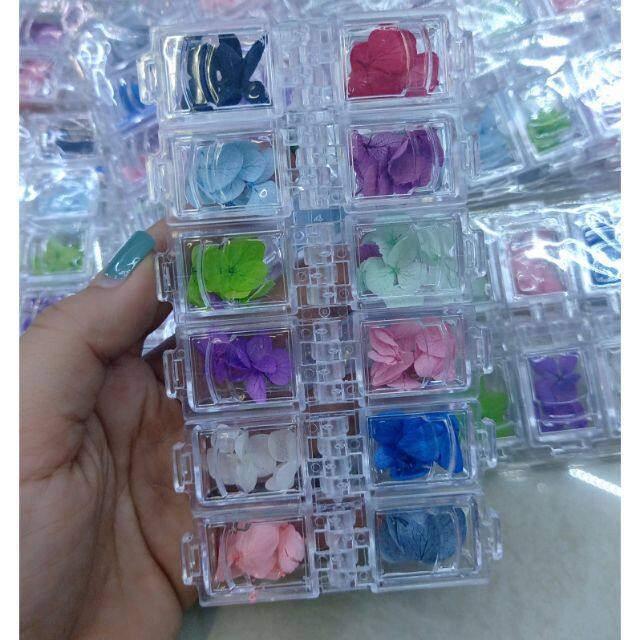 Hoa lụa khô ẩn gel