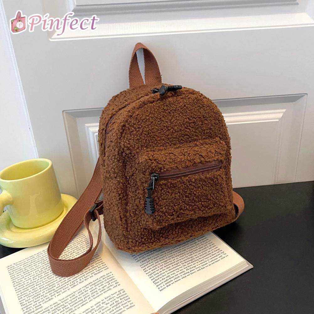 [Pinfect] Ba Lô Màu Trơn Bằng Len Cừu Cổ Điển Thời Trang Ba Lô Vải Nhung Lông Mùa Thu Đông Cho Nữ Ba Lô Nhỏ Thường Ngày Phong Cách Preppy Ba Lô Mini