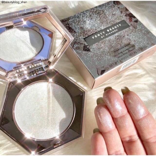 Phấn Highlight Fenty Beauty Diamond Bomb