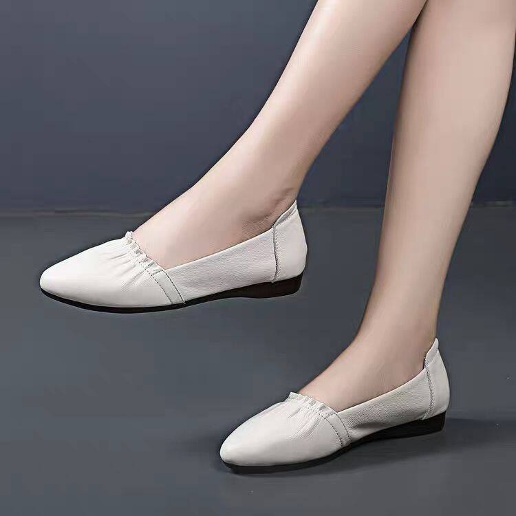 wtMei korean wedge leather mother shoes Women's Soft Bottom Shallow Mouth White Leather Shoes Soft Leather Pointed Flat Shoes