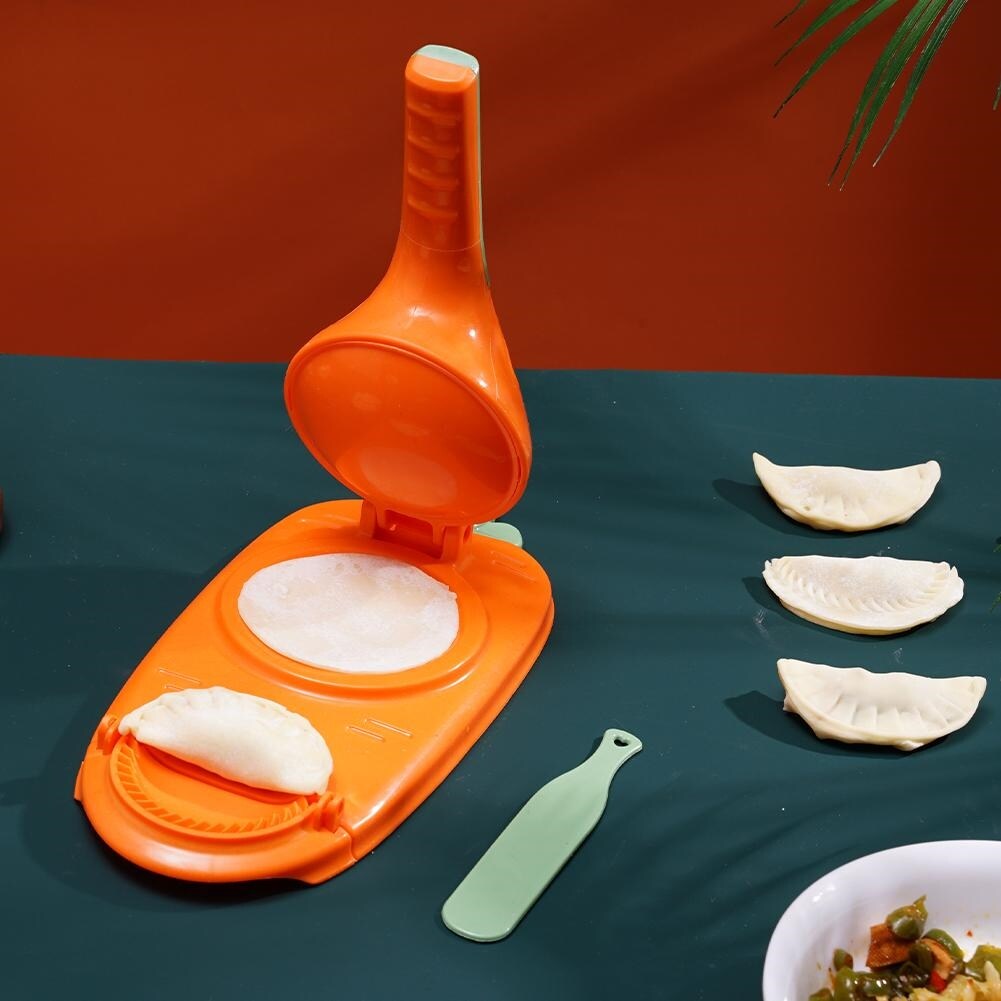 [SUSU Living Home] Press Dumpling Wrapper Artifact Crust Kitchen Tool DIY Pastry Pierogi Maker Manual Noodle Machine