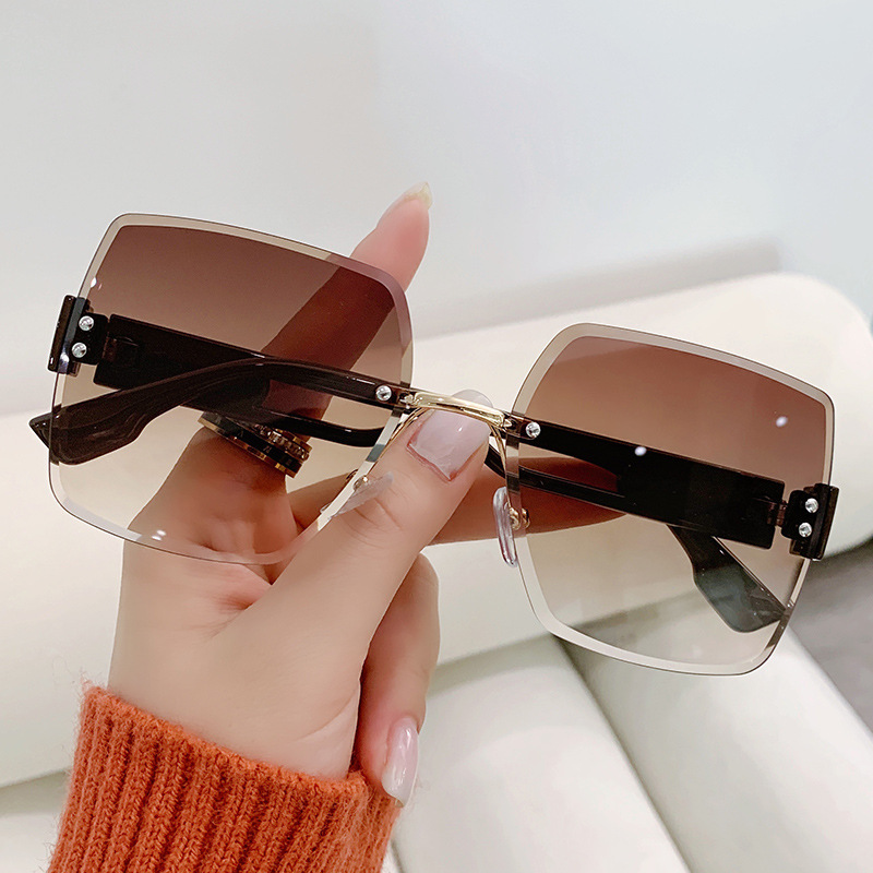 Kính râm nữ không viền hàn quốc đa giác màu gradient kính râm uv400