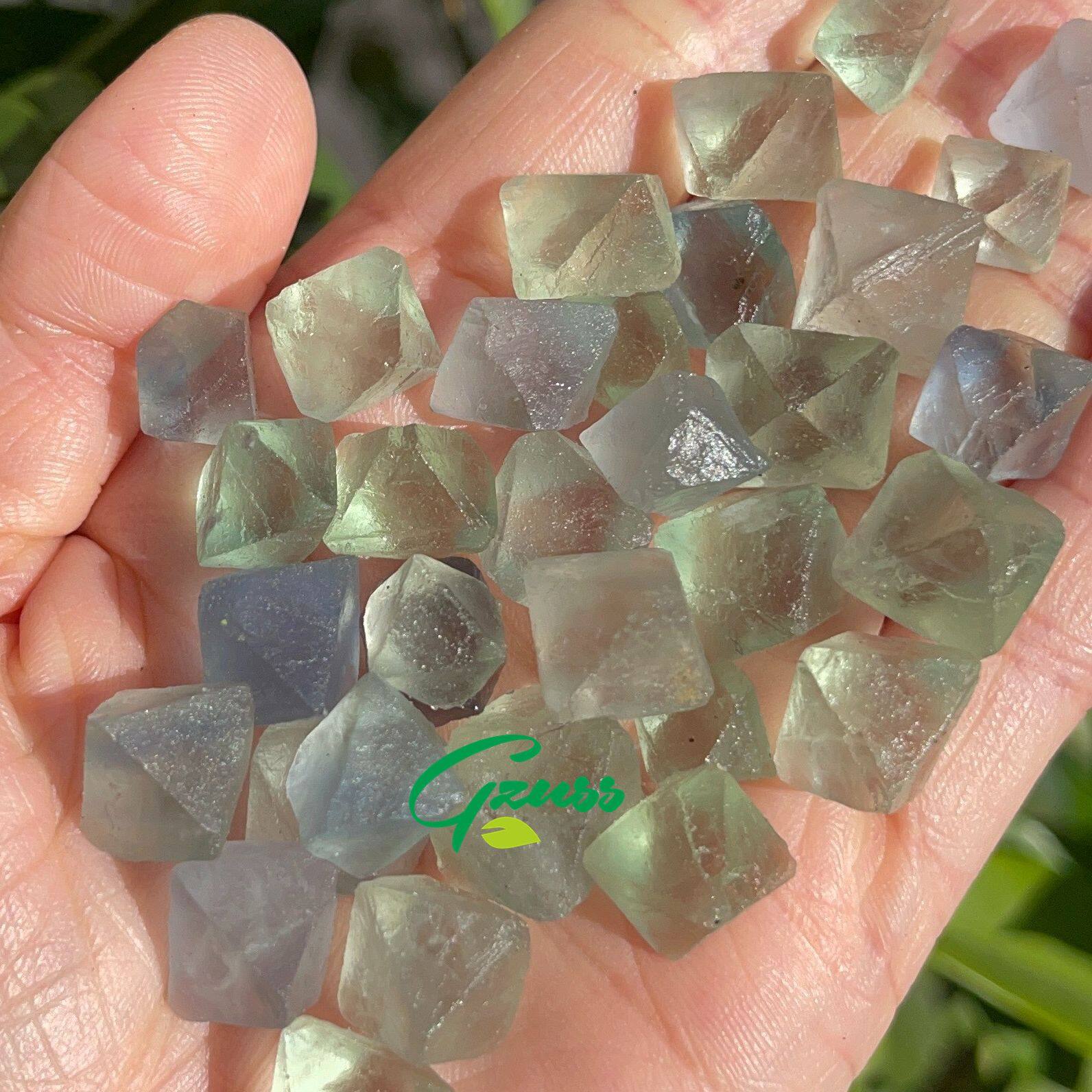 Màu xanh lá cây fluorite octogon tinh thể thô cầu vồng fluorite tinh thể thô fluorite octogon đá cầu