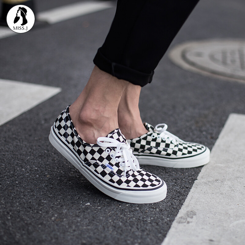 vans authentic checkerboard womens