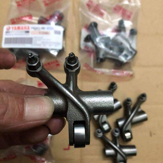 Cặp cò ex 135/150 không ốc zin hãng yamaha