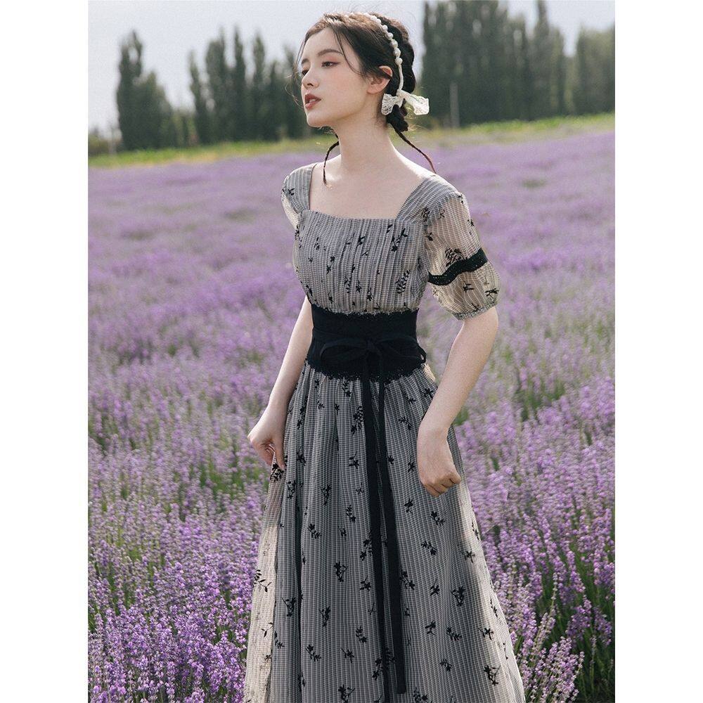 Phong cách Hepburn pháp Retro váy hoa womenswear 2023 Mới Mùa Hè vuông trà váy váy eo váy