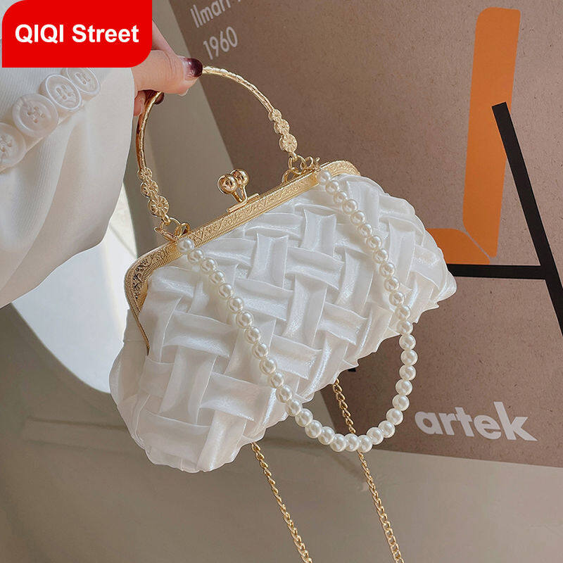 Women's Shoulder Bag, Small Party Bag, Clutch, Pearl Chain Messenger Bag, Clip Bag, New Sweet Hand-woven Cross body bag