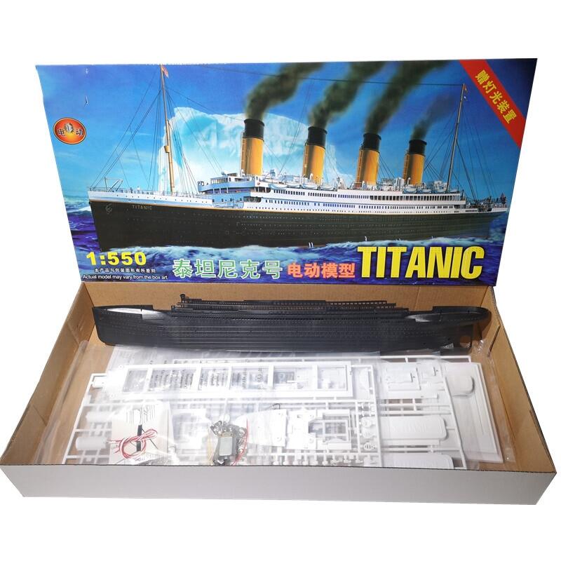 Hoy Models Trumpeter 81301 1 550 Titanic With Light Version Assembly Model