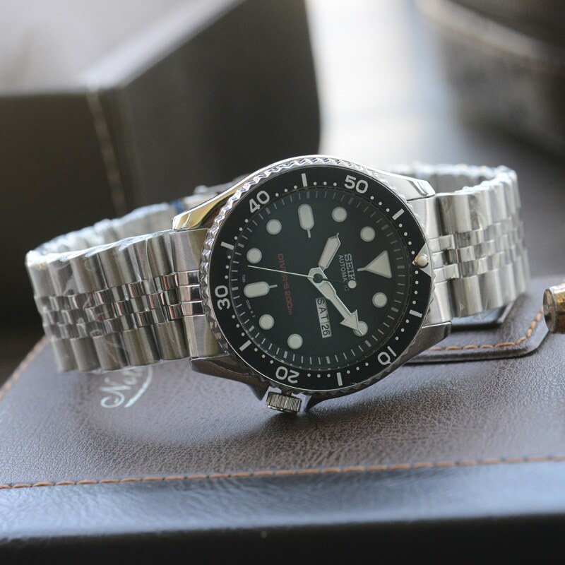 Seiko skx007 skx009 Đồng hồ nam lịch đôi đồng hồ chống nước thứ hai chạy thạch anh