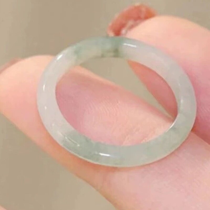 Nhẫn ngọc bích tự nhiên trang sức nam nữ cùng phong cách