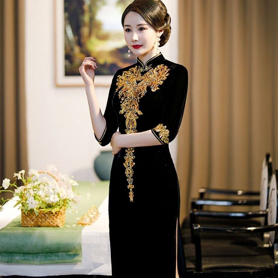 Váy cưới dài thêu vàng cao cấp cho mẹ váy cưới sườn xám nhung vàng đen trung niên và già cho mẹ đầm ôm thêu cho nữ dự tiệc