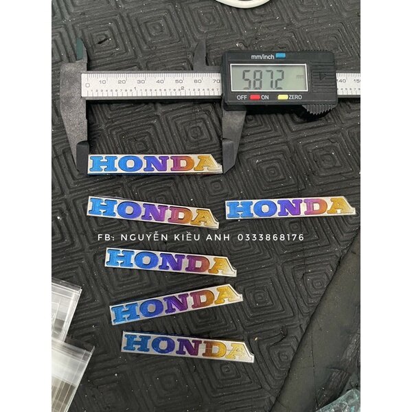 Tem titan chữ Honda Nhỏ dán đầu các dòng xe có sẵn keo 3m / Tem titan Honda