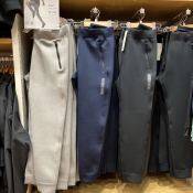 New Uniqlo Authentic Even produced the new spring 2023 men's outdoor contracted high elastic trousers slacks beam Y459265