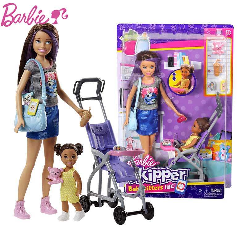 Ban đầu Barbie chăm sóc em bé nhỏ giáo viên giỏ hàng kết hợp bộ quà tặng
